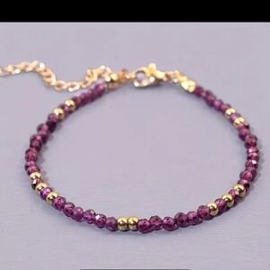 ❤️💛NEW❤️💛 PRETTY!! Genuine RED and GOLD Garnet and Polychrome Beaded Bracelet